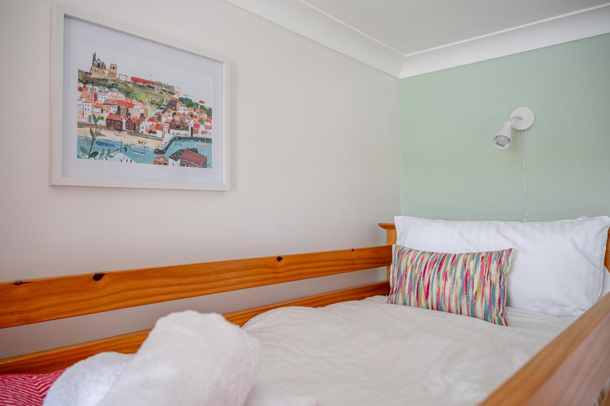 Rosemill - Large Pet Friendly Home With Off Road Parking Whitby Extérieur photo