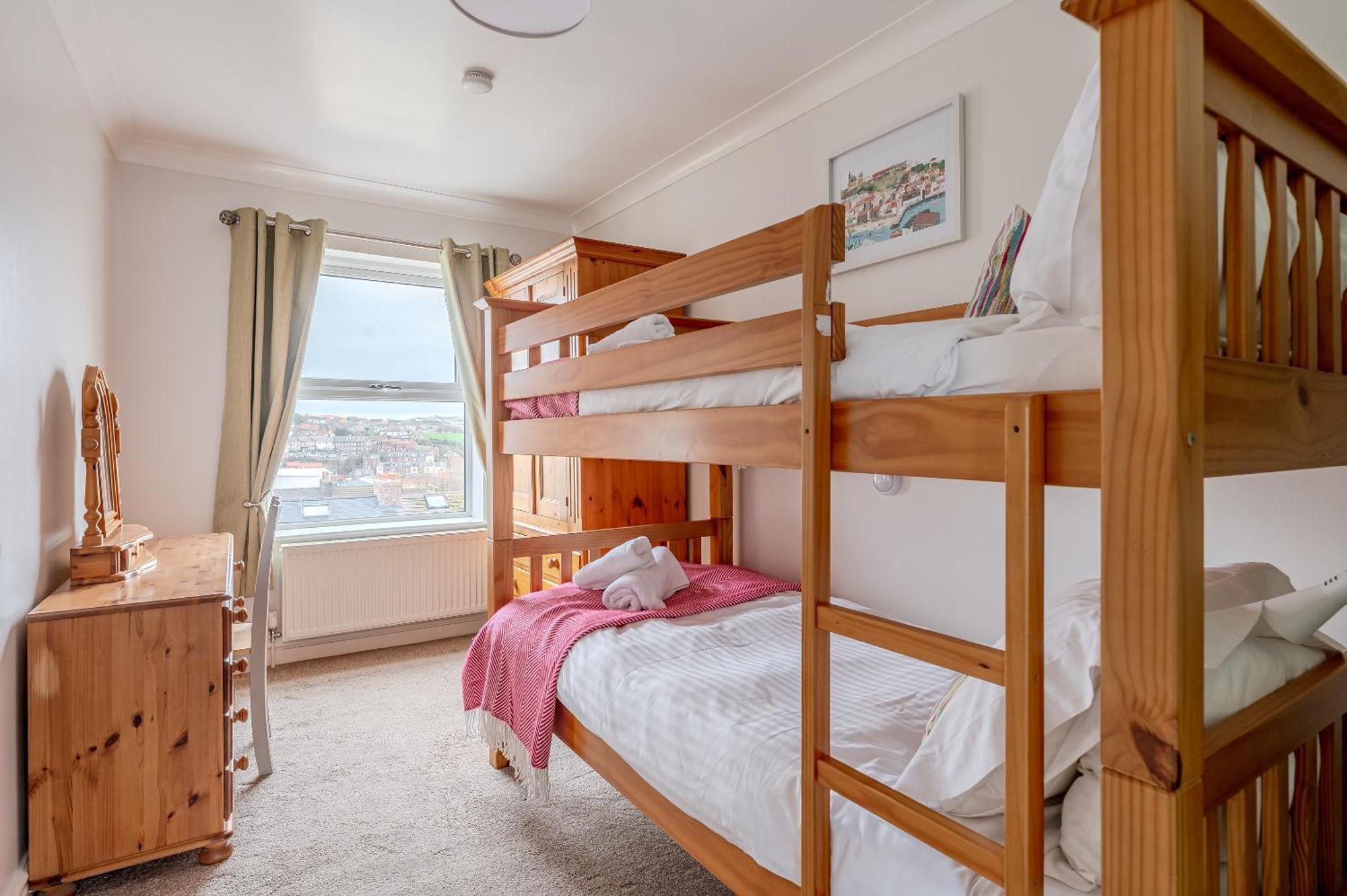 Rosemill - Large Pet Friendly Home With Off Road Parking Whitby Extérieur photo